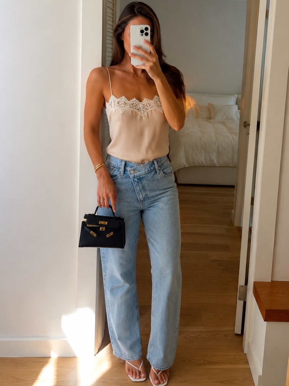 Abercrombie & Fitch The ’90s Straight Ultra High Rise Curve Love Crossover Jeans